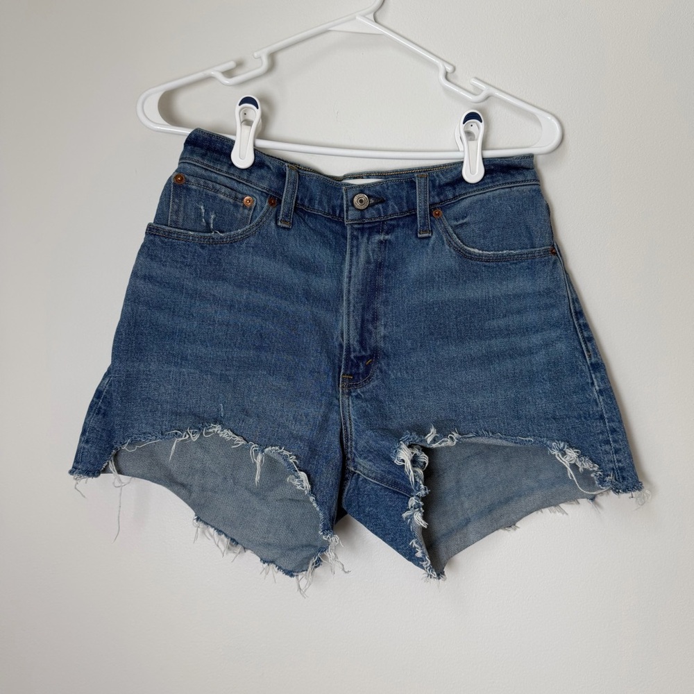 Abercrombie & Fitch The 4" Mom Short High Rise Curve Love Size 27/4